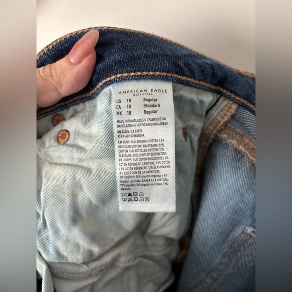 American Eagle | Low-Rise Baggy Wide Leg Jeans | Size 18 - Picture 5 of 6